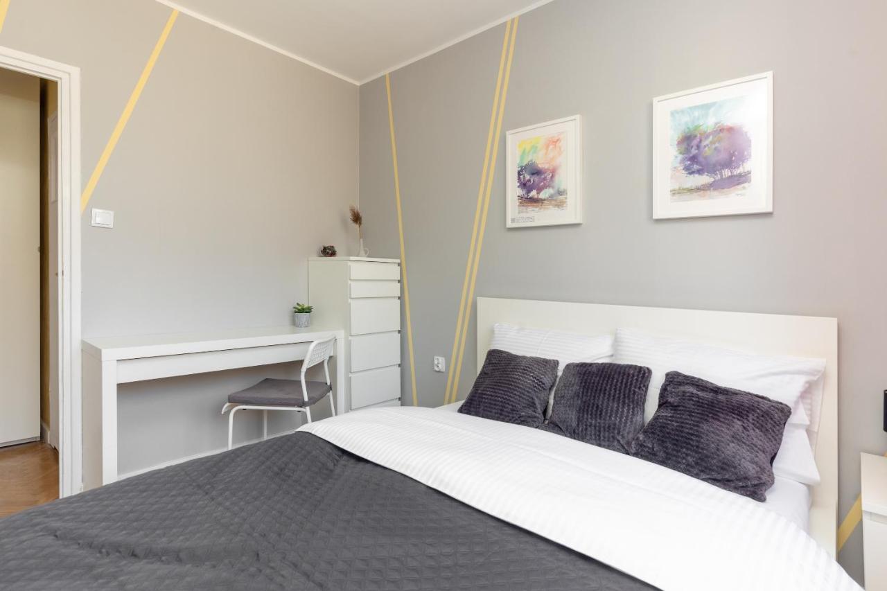 Krasinski Garden 2-Bedroom Apartament วอร์ซอ ภายนอก รูปภาพ