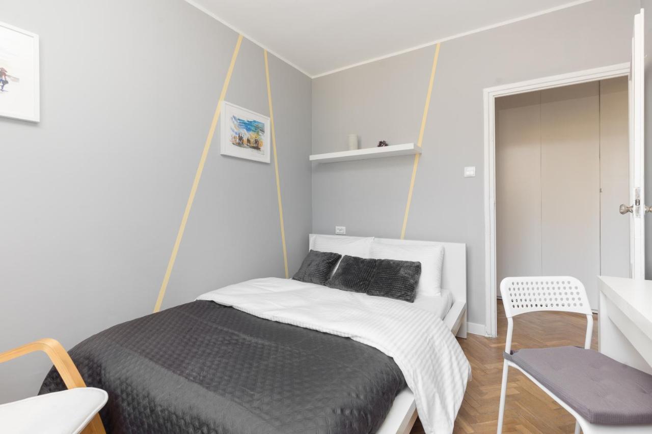 Krasinski Garden 2-Bedroom Apartament วอร์ซอ ภายนอก รูปภาพ
